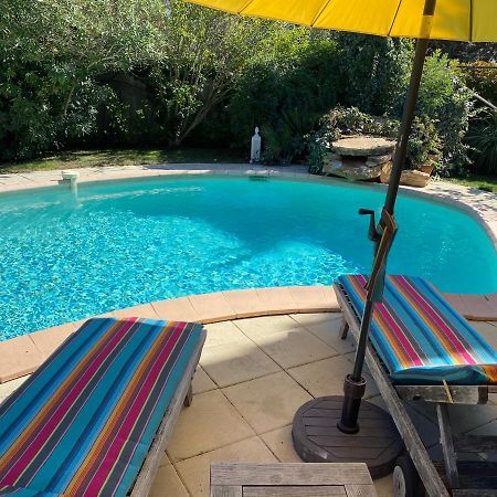 Studio Bord De Piscine Сериньян-дю-Конта Экстерьер фото